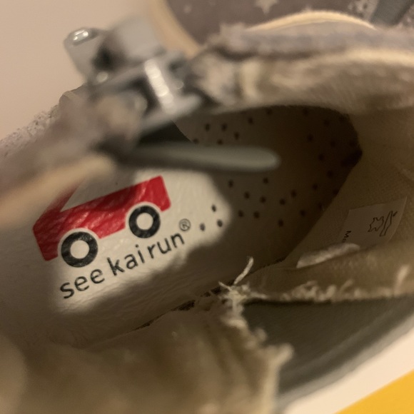 NWOT See Kai Run Keegan Stars Sneaker Boot - Picture 6 of 8